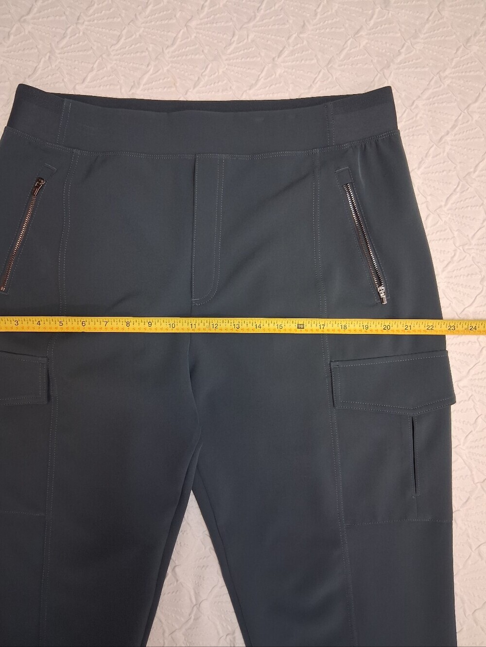 Athleta Women 's Slate Gray Cargo Pants Size 16 - Picture 14 of 16